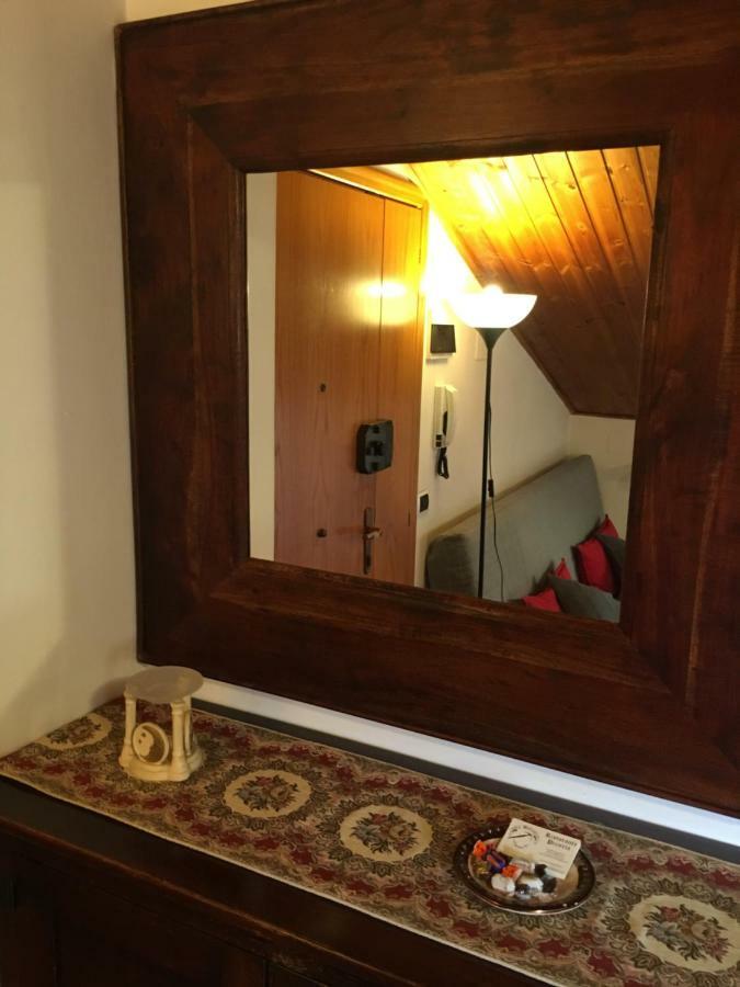 Happy House Apartment Gubbio Luaran gambar